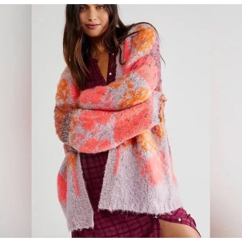 Free People Gather Me Close Cardigan Passion Flower L Floral Knit Oversized - Picture 2 of 15